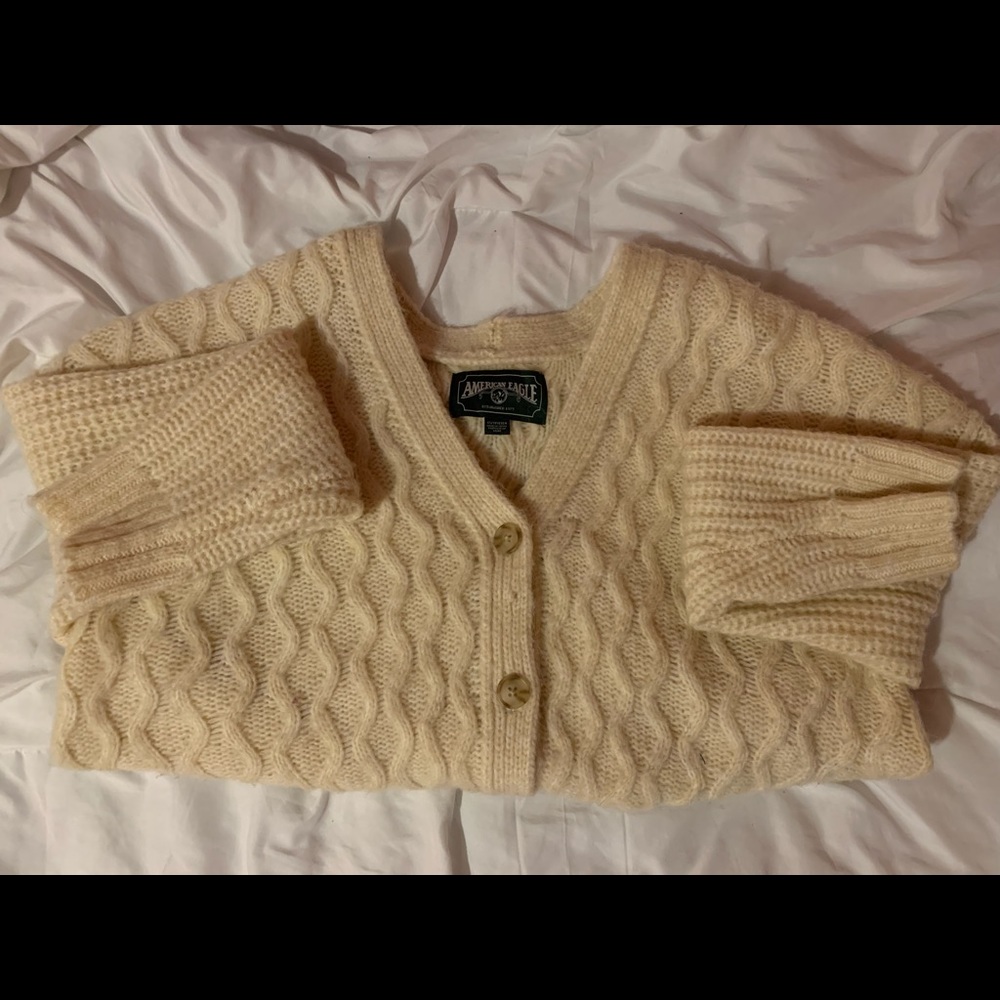 american eagle soft cream cardigan